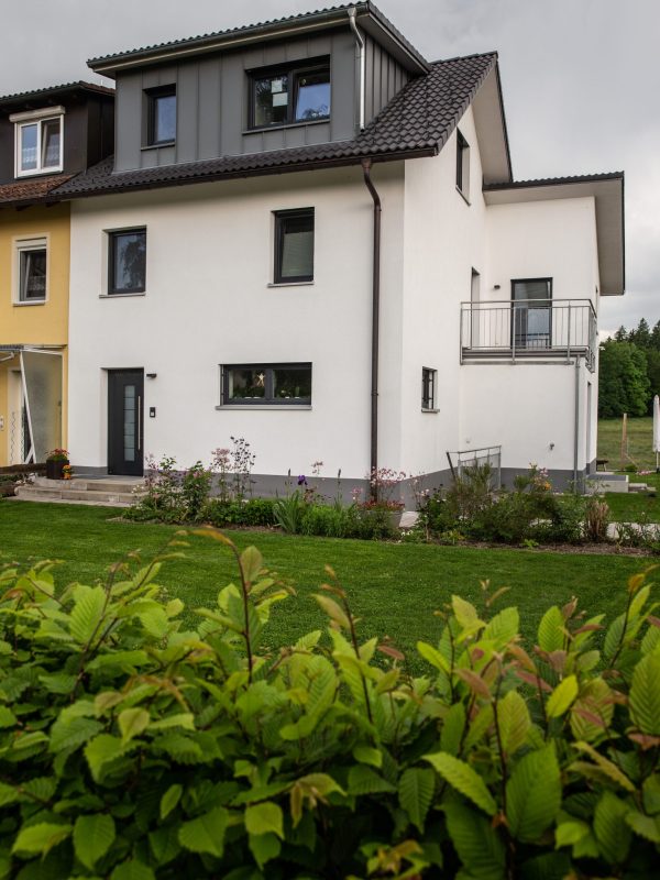 183_RW_Ha╠êuser2021